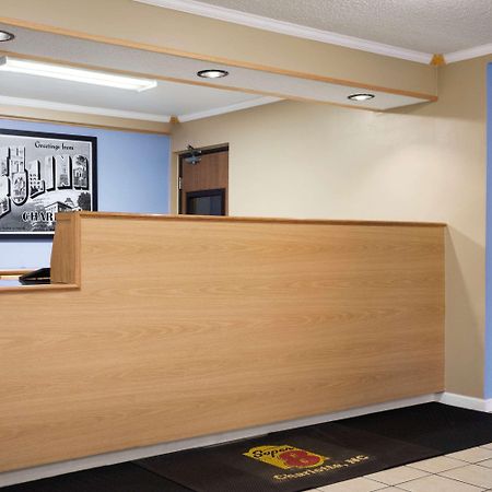 Super 8 By Wyndham Charlotte University Exterior photo
