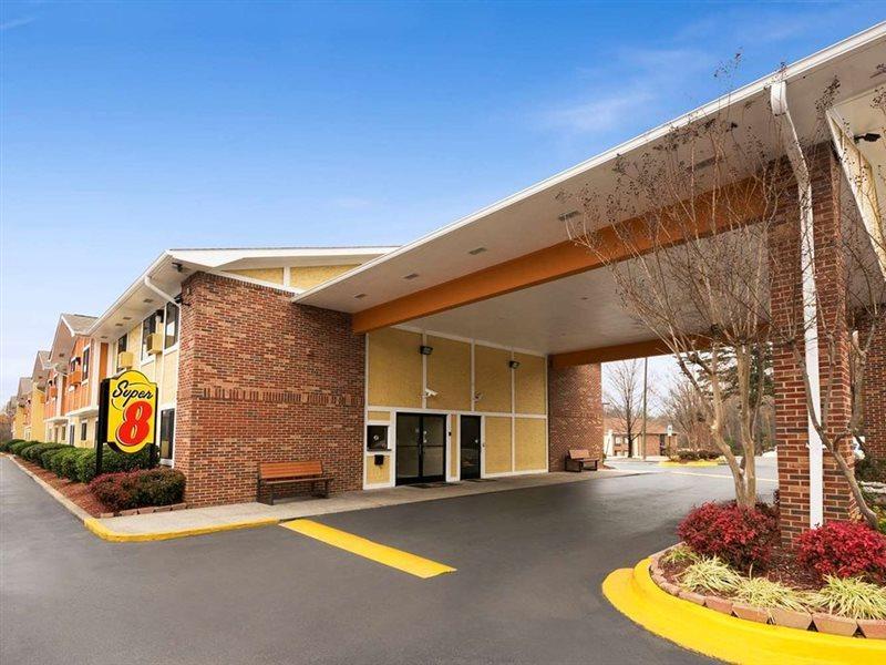 Super 8 By Wyndham Charlotte University Exterior photo